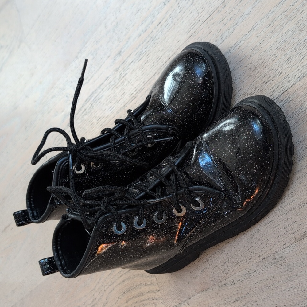 Steve Madden Kids Black Sparkle Boots Sz 4